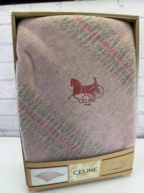 Celine Paris Kotatsu Blanket 190x190cm Acrylic Plaid Throw NWT Horse Carriage
